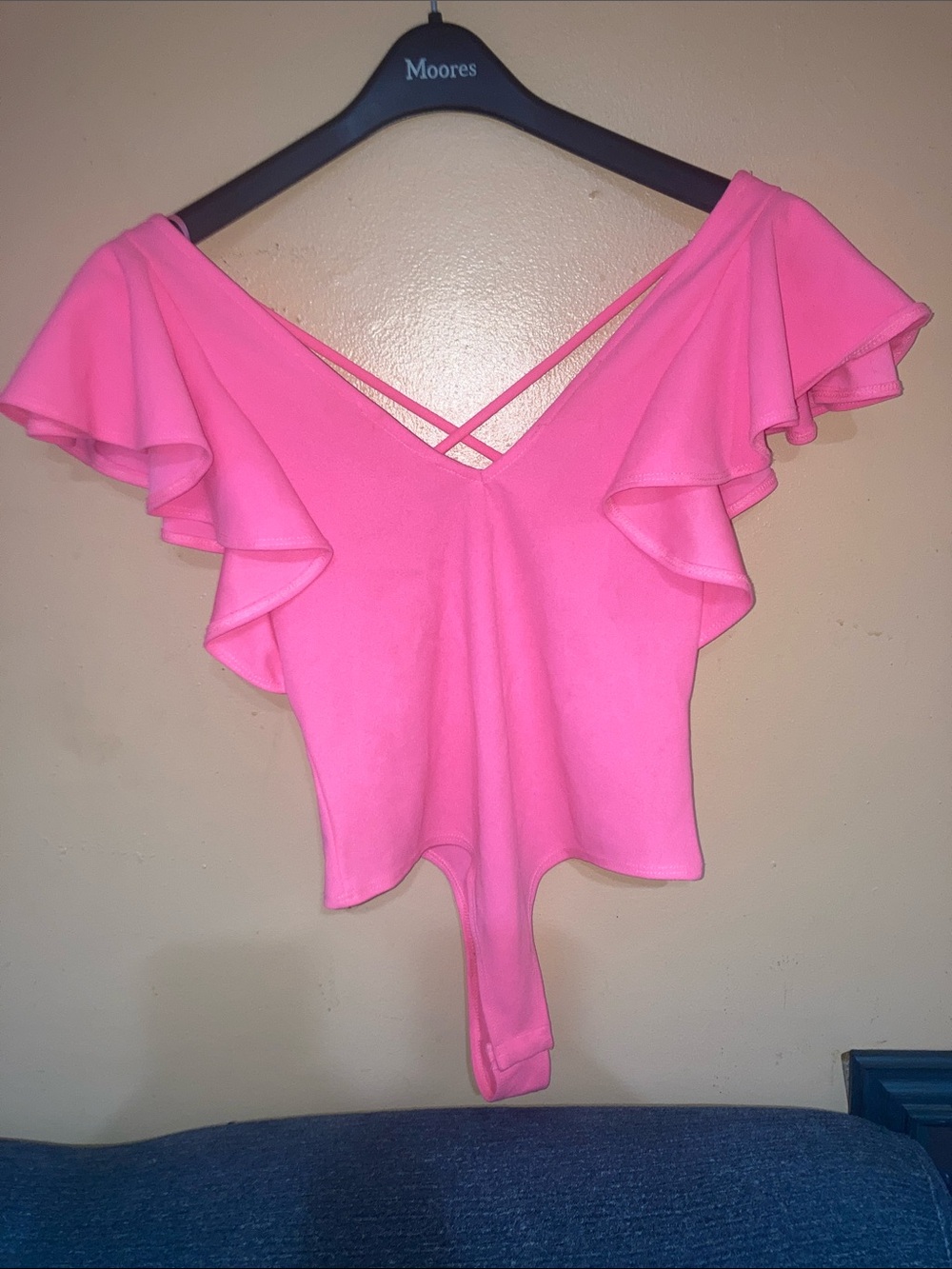 love J Hot Pink Ruffle-Sleeve V-Neck Bodysuit with Crisscross Straps